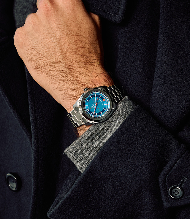 Formex x Worn & Wound Essence Sector 39mm Automatic COSC thumbnail 3
