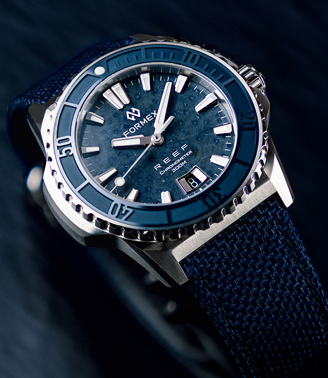 Automatic COSC 300M "Blue Coral - Edition Spéciale" 39.5 mm for Ocarat thumbnail 2