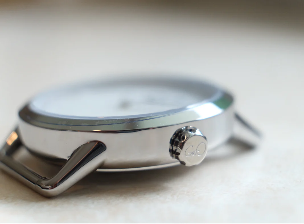 Geo Bio Bay Mother of Pearl Polished Watch thumbnail 3
