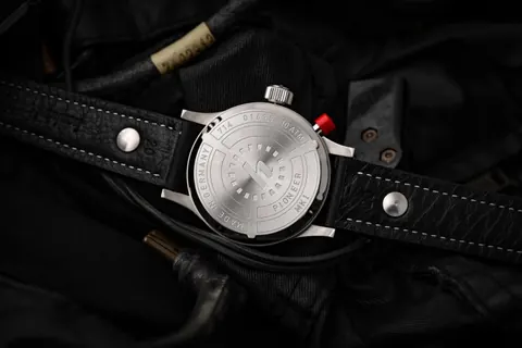 PIONEER Mk I Reverse Panda, 40 mm