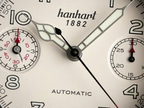 PIONEER TwinDicator, antique white, fluted bezel, 45 mm