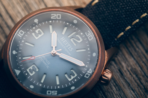 Bronze Okeanos Blue Ombre Dial LE thumbnail 2