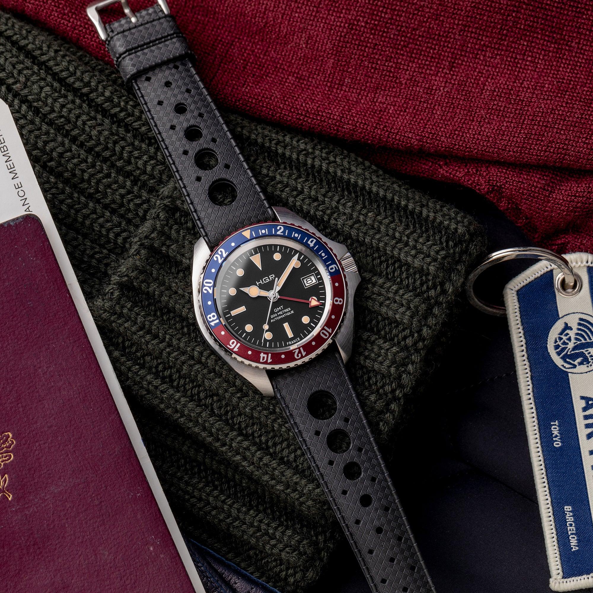 Diver GMT 200M Automatic "Pepsi" Vintage Watch thumbnail 4
