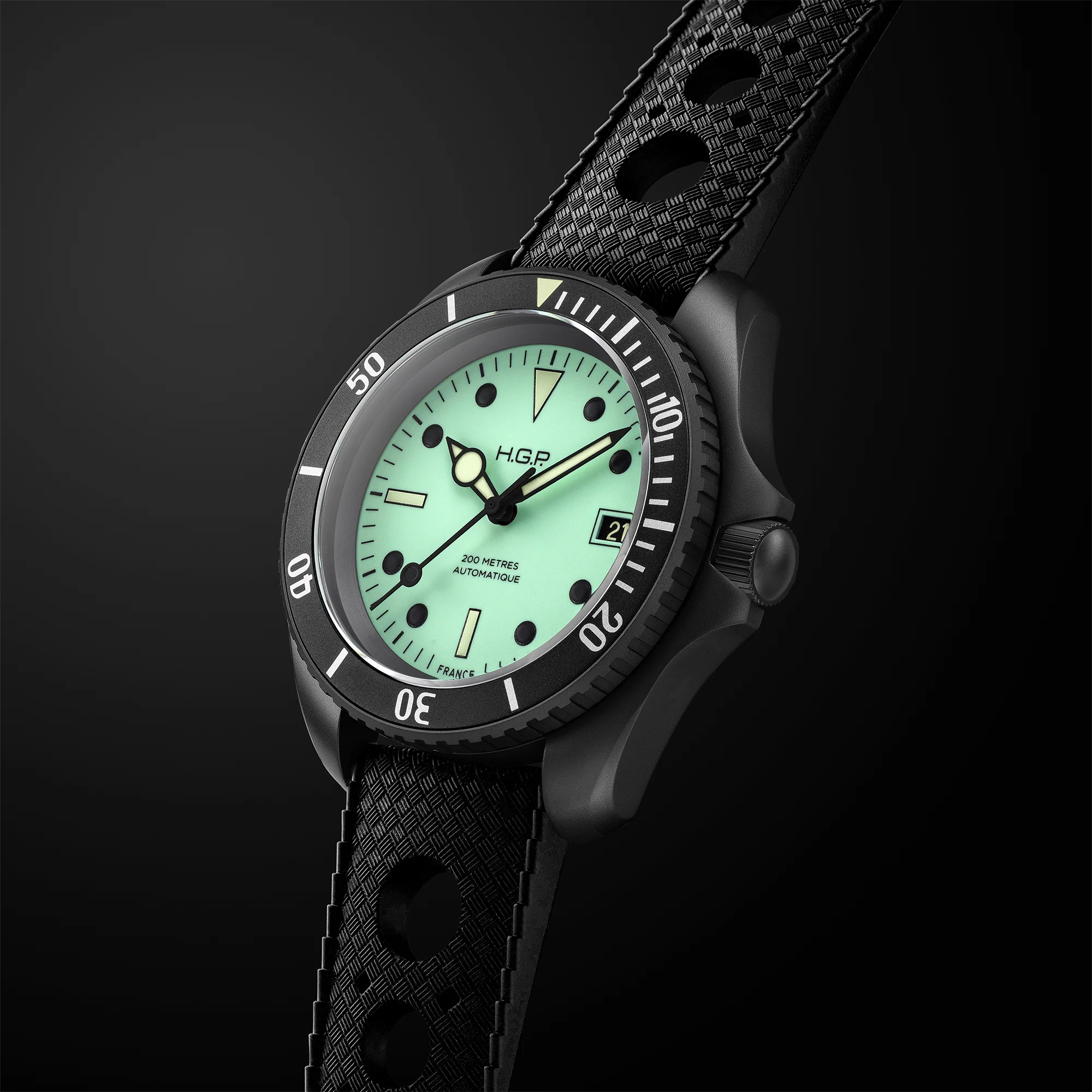 Night Diver 200M Automatic Full-Lume & Black PVD Diving Watch thumbnail 3