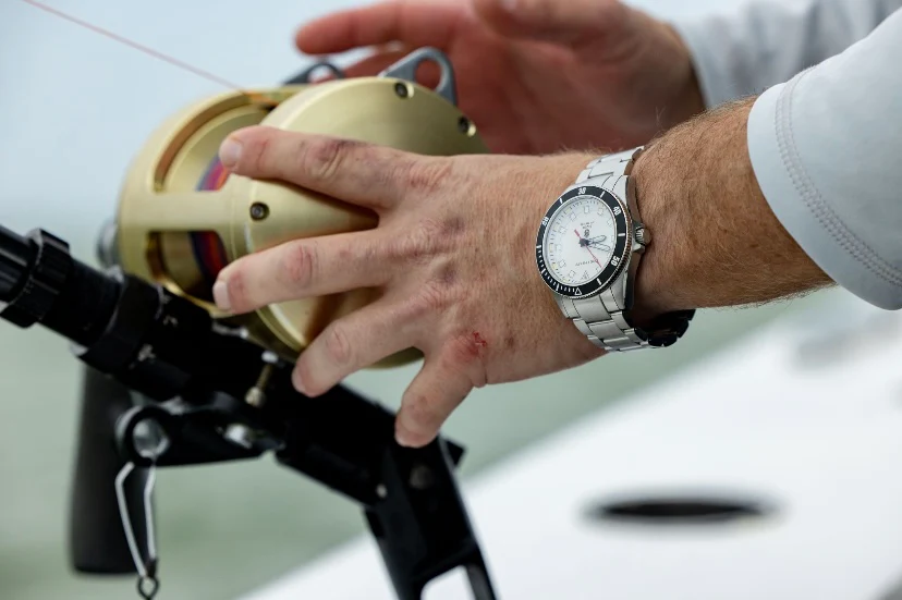 Diver Black Bezel - White Dial thumbnail 3