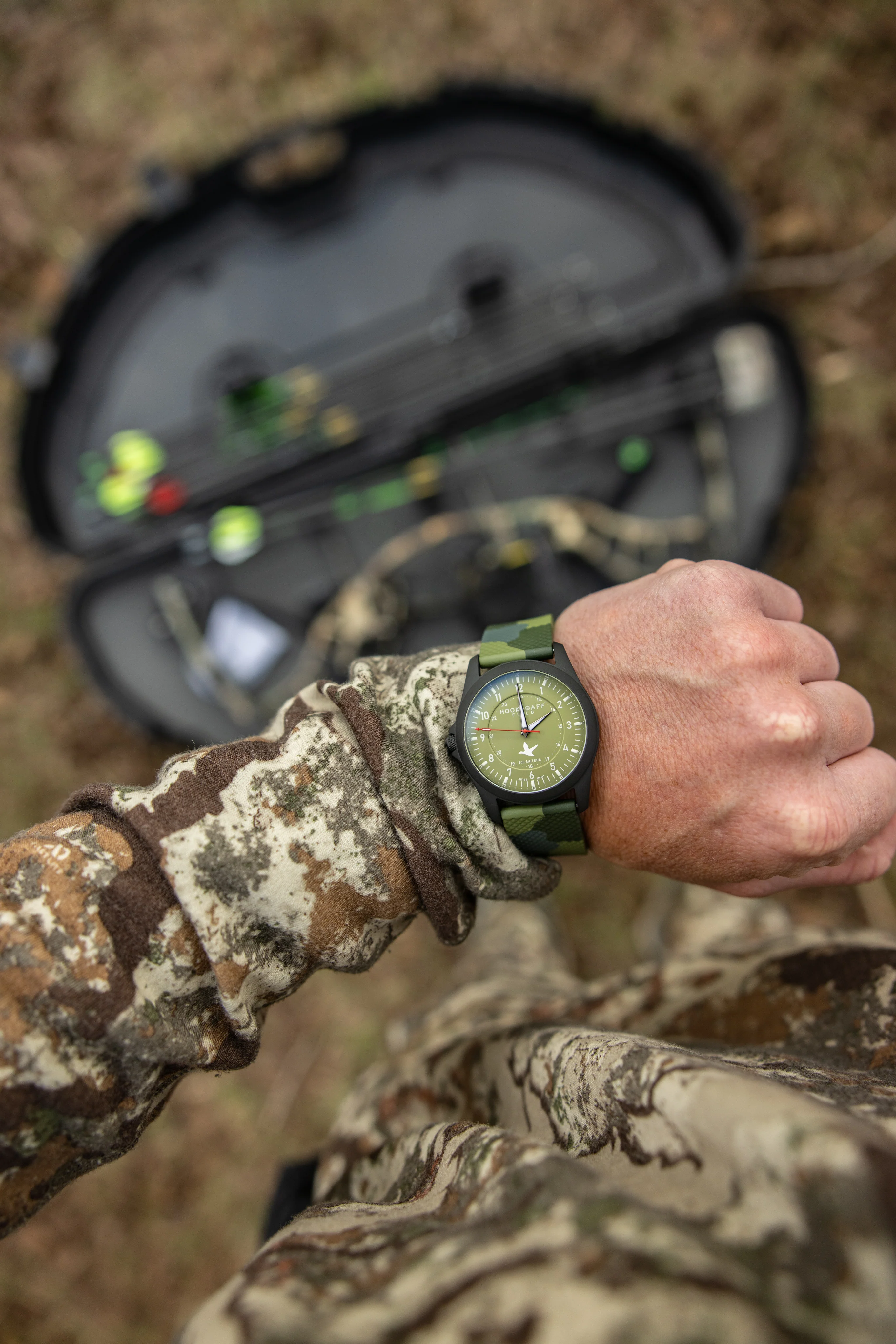 Field Watch Black PVD - Olive Dial thumbnail 3