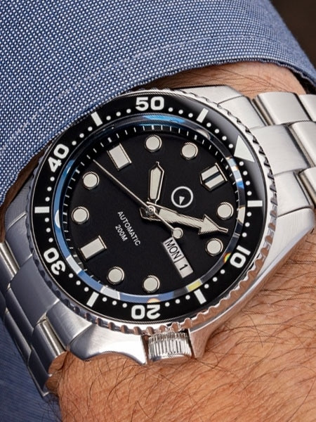 Islander Automatic Dive Watch with Solid-Link Bracelet, AR Sapphire Crystal, and Luminous Ceramic Bezel Insert #ISL-02 thumbnail 3
