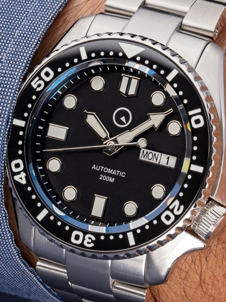 Islander Automatic Dive Watch with Solid-Link Bracelet, AR Sapphire Crystal, and Luminous Ceramic Bezel Insert #ISL-02 thumbnail 4