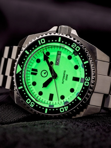 Islander Luminous Dial Automatic Dive Watch with AR Double-Dome Sapphire Crystal, and Luminous Ceramic Bezel Insert #ISL-26 thumbnail 4