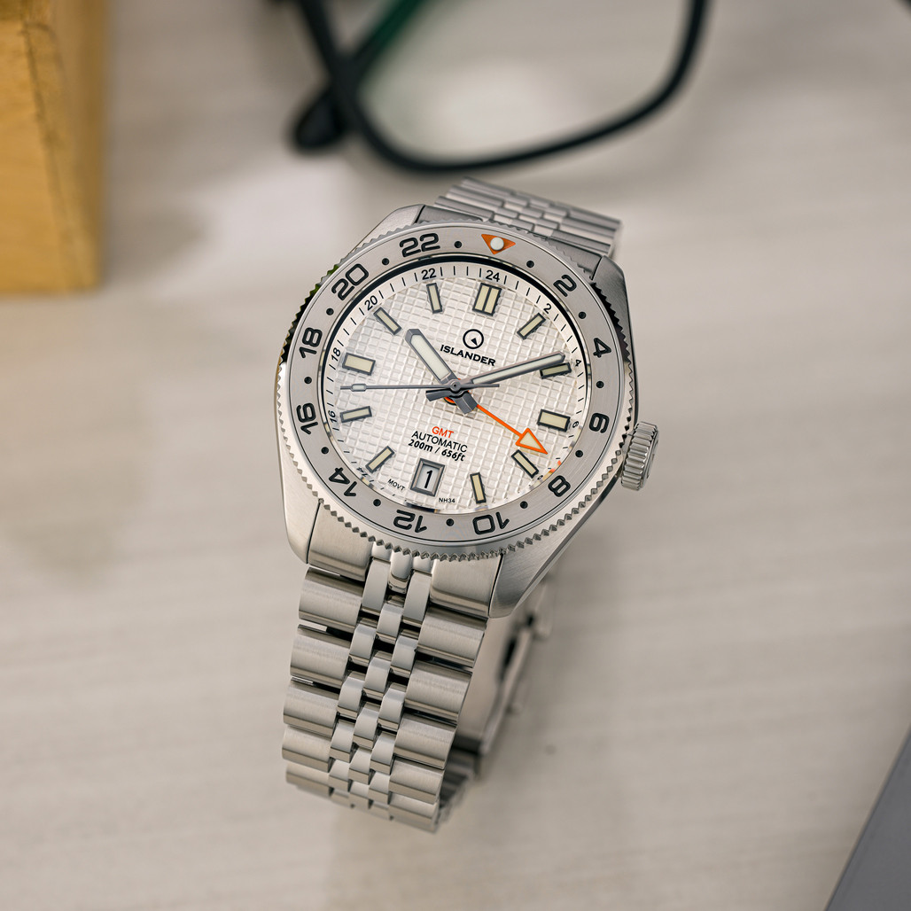 Islander Automatic GMT Dive Watch with White Waffle Dial #ISL-215 thumbnail 2