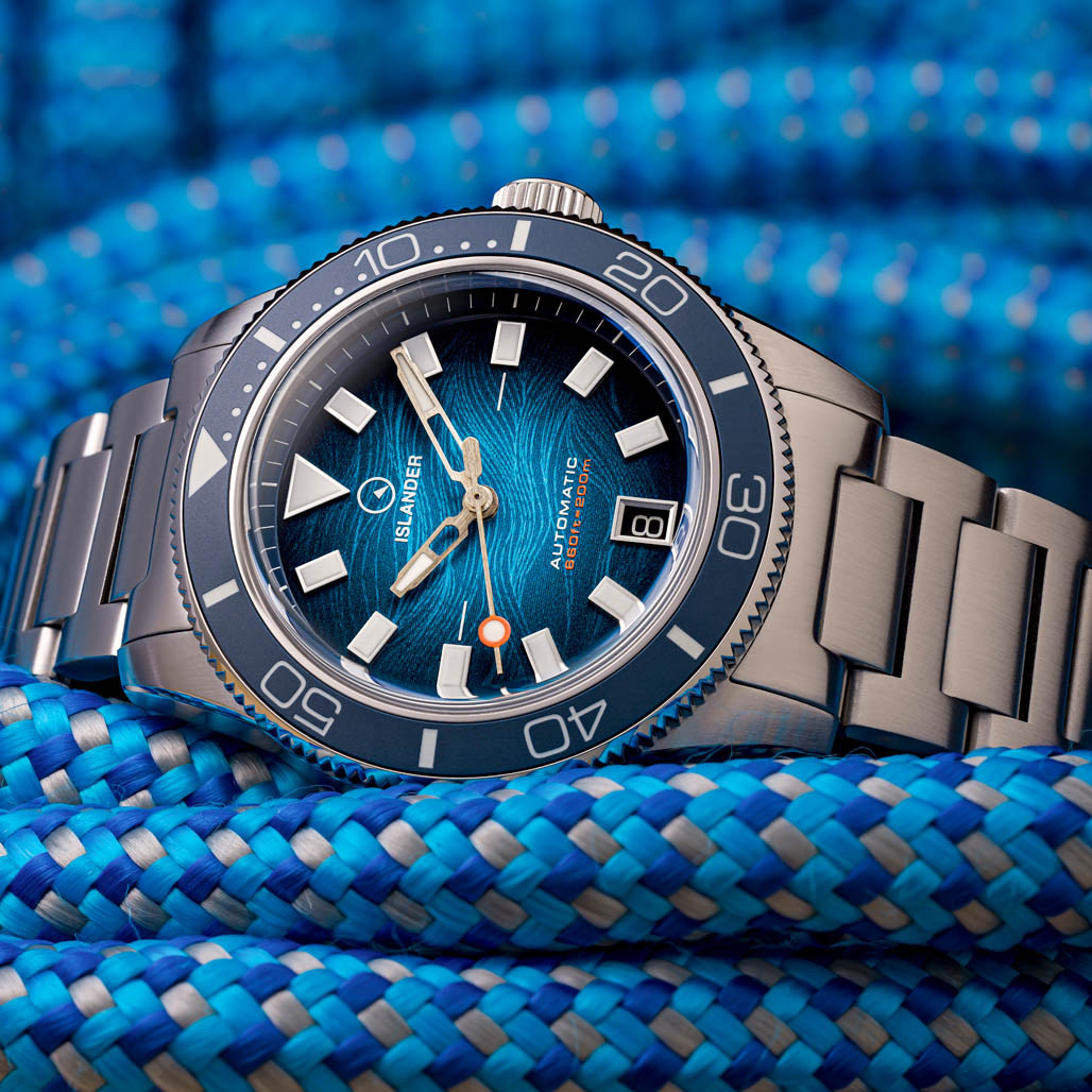 Islander Bayport Automatic Dive Watch with Blue Wave Dial #ISL-311 thumbnail 2