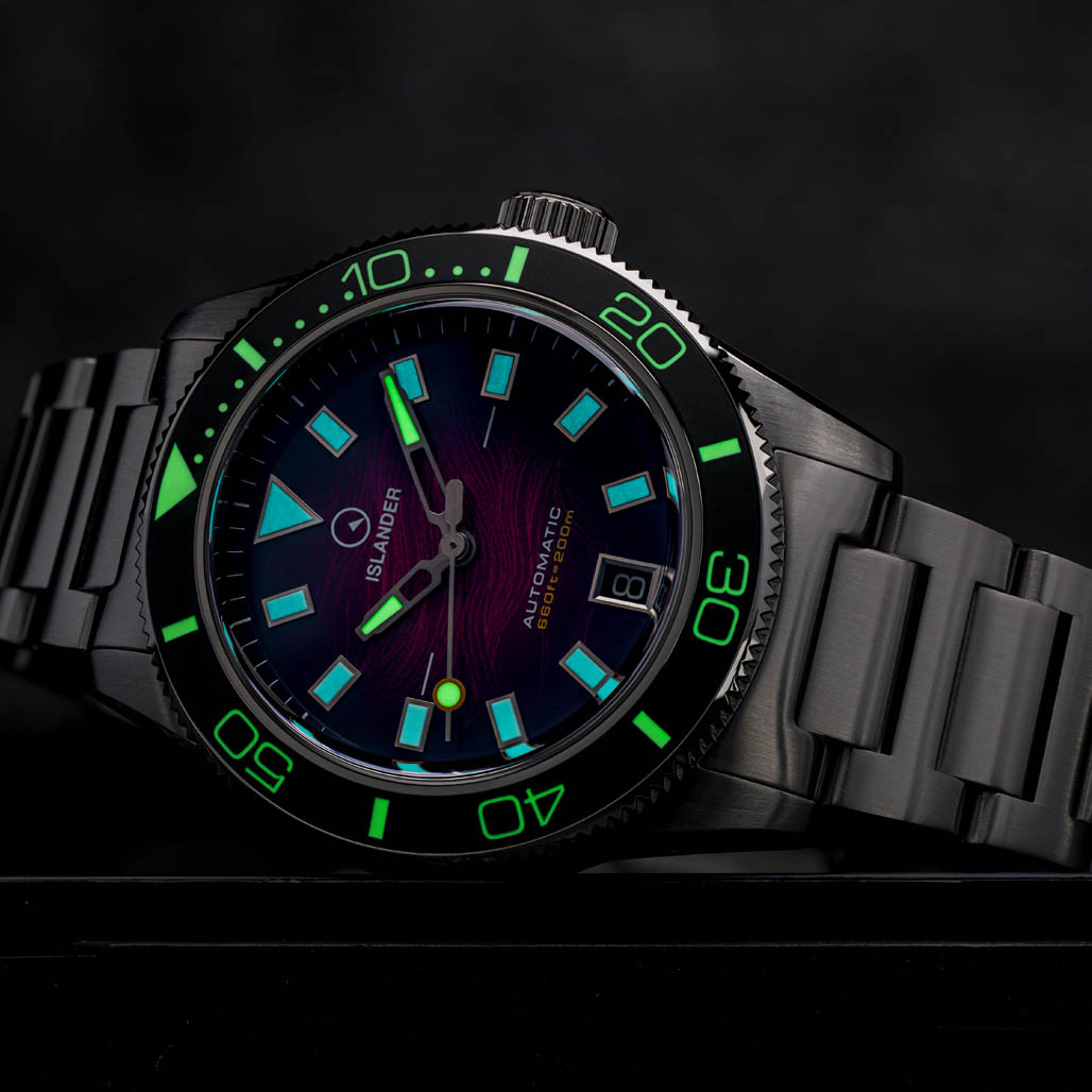 Islander Bayport Automatic Dive Watch with Maroon Wave Dial #ISL-310 thumbnail 3
