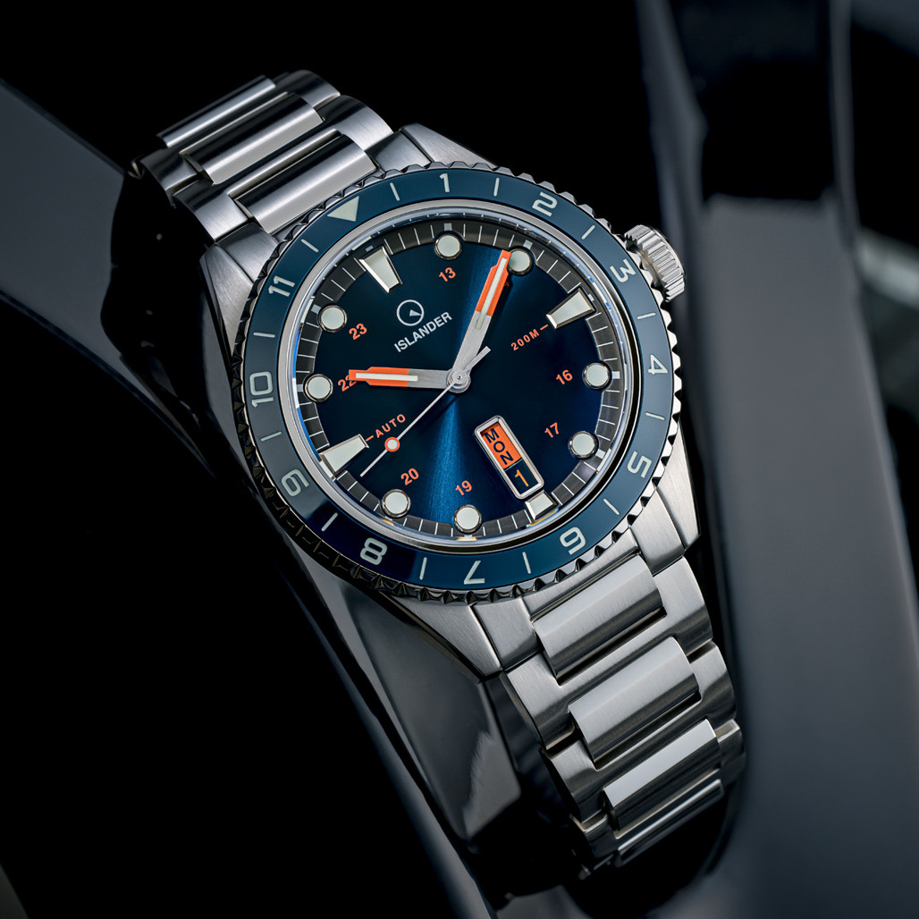 Islander Greenport 39mm Dive Watch with Sunburst Blue Dial #ISL-252 thumbnail 2