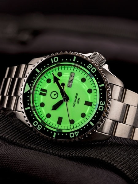 Islander Luminous Dial Automatic Dive Watch with Solid-Link Bracelet, AR Sapphire Crystal, and Luminous Ceramic Bezel Insert #ISL-61 thumbnail 4