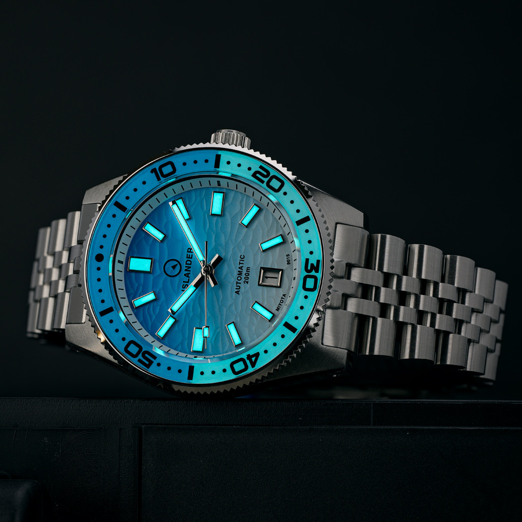 Islander Northport Hi-Beat Automatic Dive Watch with Ocean Blue and White Ripple Dial #ISL-195 thumbnail 4