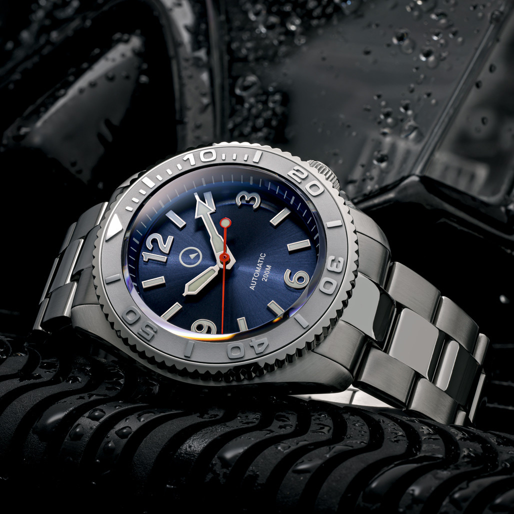 Islander Red October V2 Dive Watch with Radiant Blue Dial #ISL-323 thumbnail 2