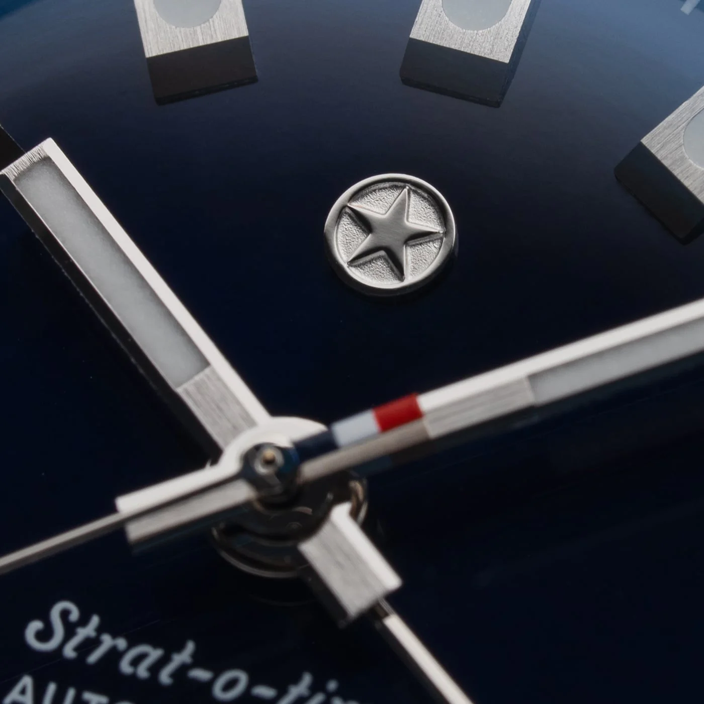 Strat-o-timer GMT: Americana (Pre-Owned:EXCELLENT) thumbnail 2