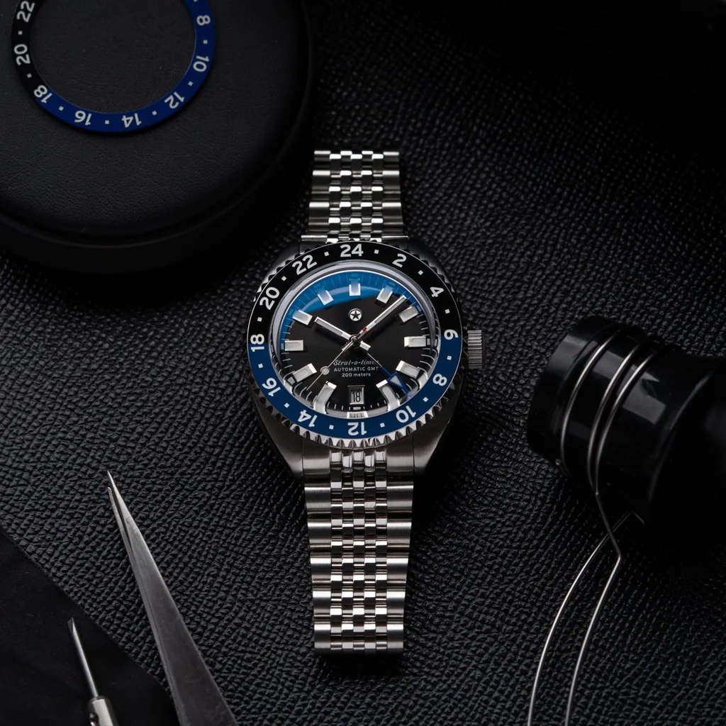 Strat-o-timer GMT: Dark Night thumbnail 2