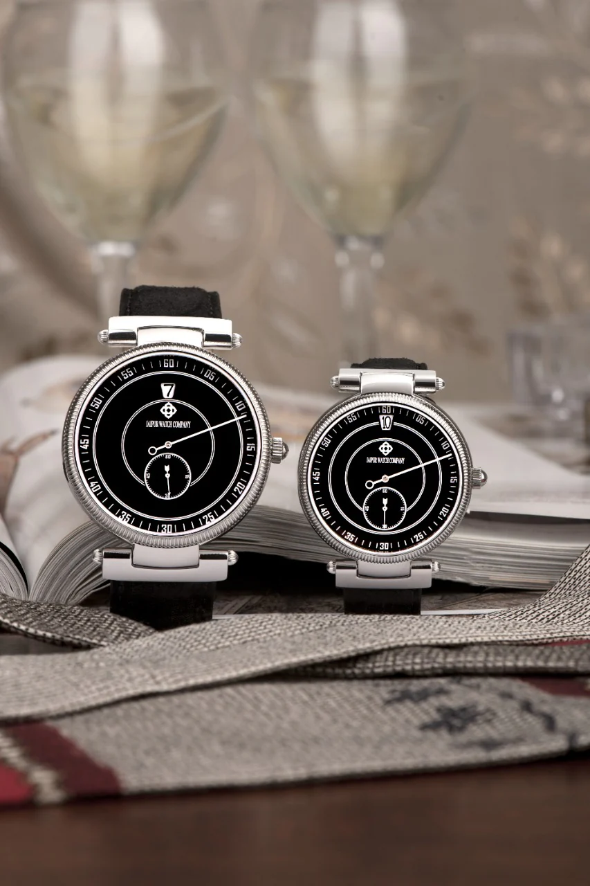 Couple Jumping Hour Watch - Black thumbnail 2
