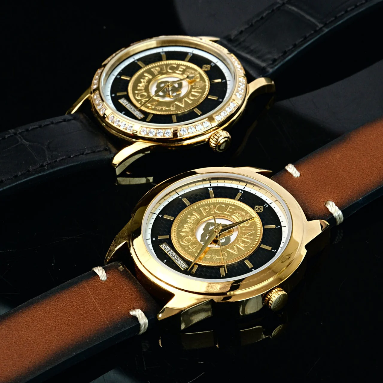 Couple Coin Timepieces - Golden thumbnail 2