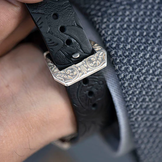 SILVER ENGRAVED WATCH thumbnail 2