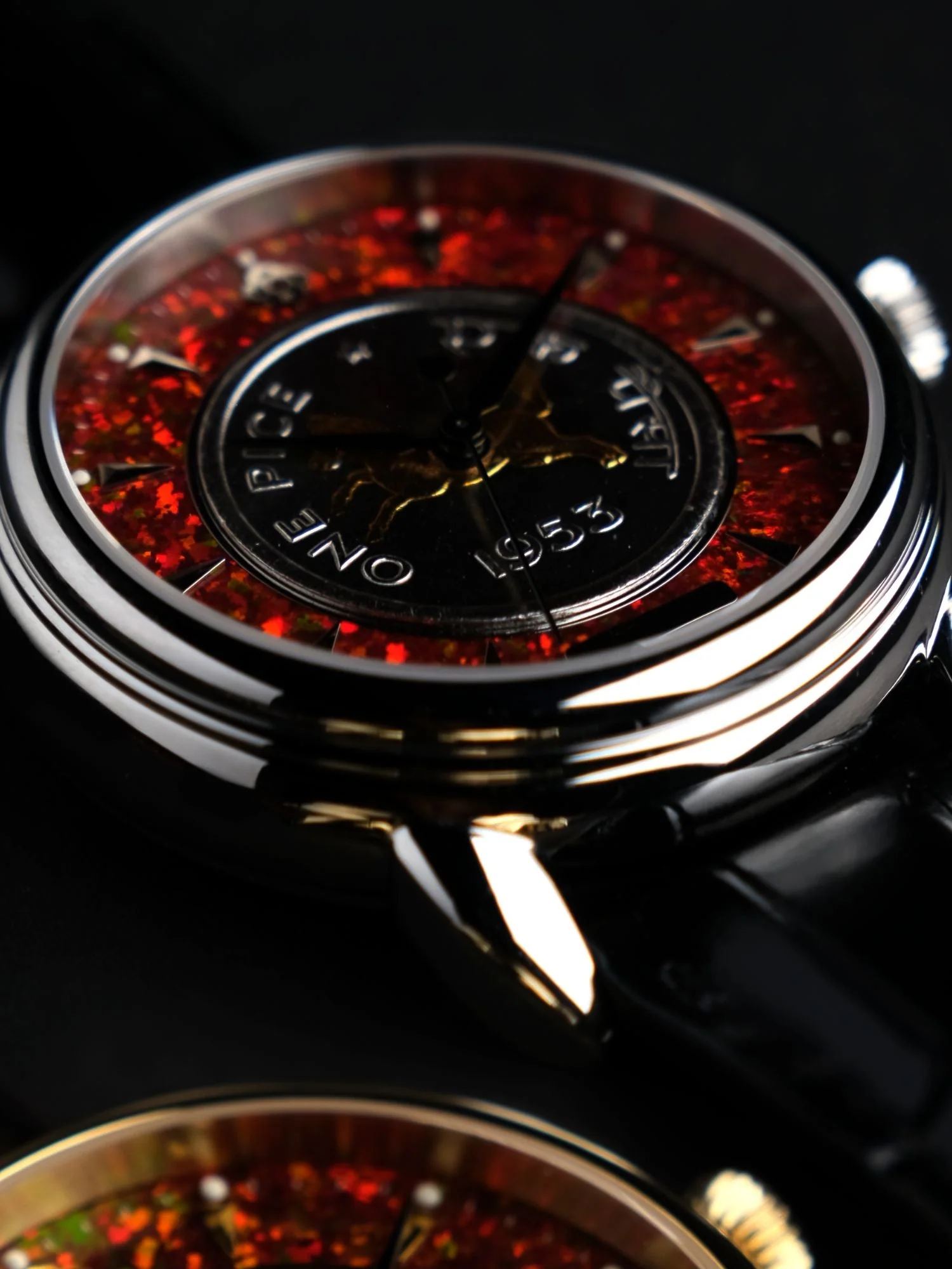 THE ETERNAL RED OPAL WRISTWEAR thumbnail 3