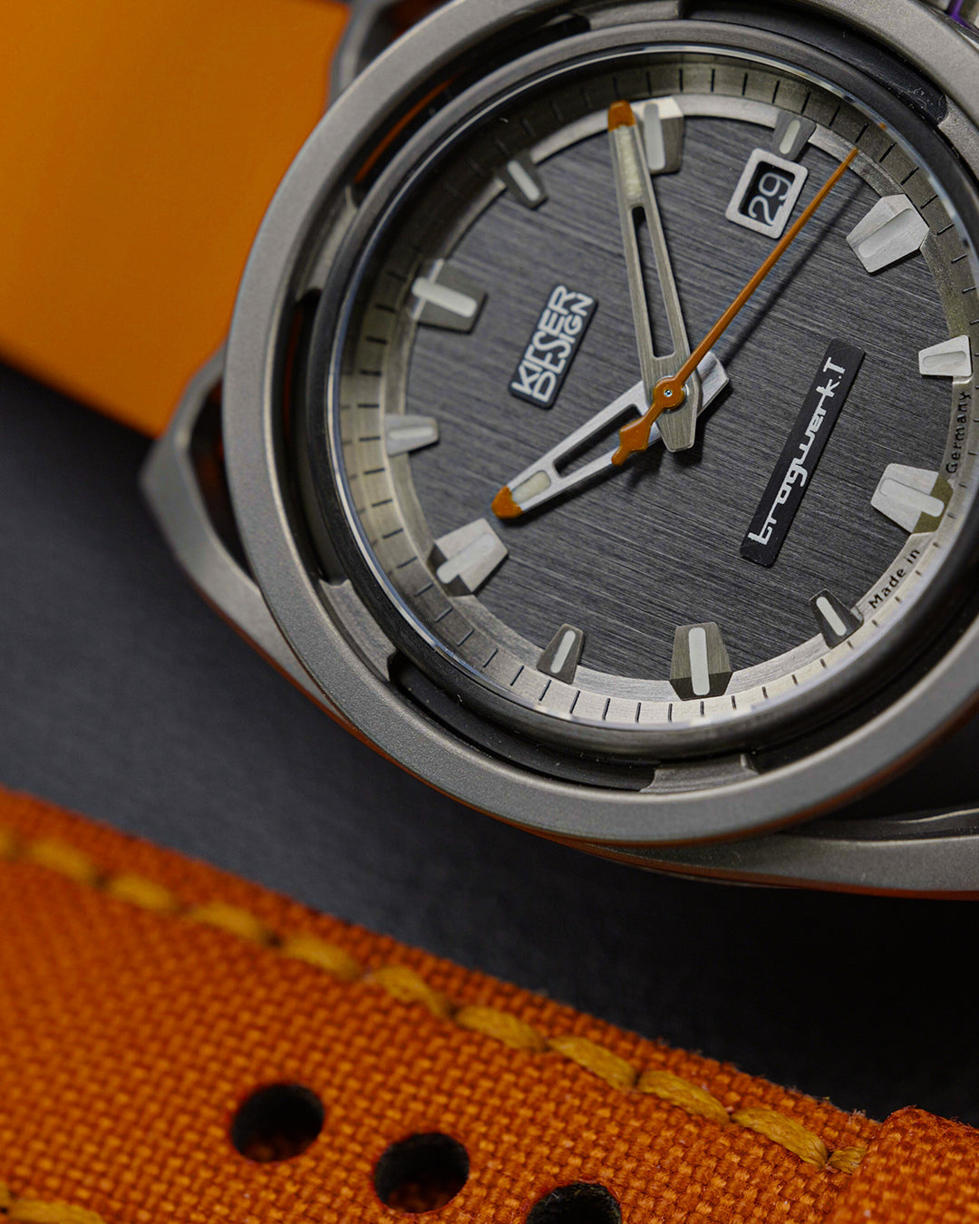 Custom Edition - your own series from 5 watches thumbnail 4