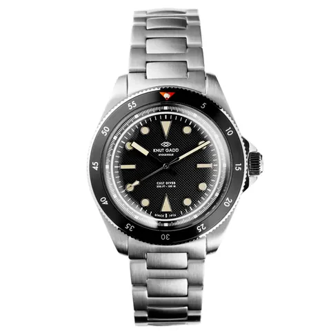 Cult Diver Deep Black