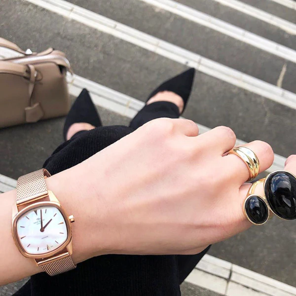 HEXAGON | Rose gold | white mother-of-pearl dial | mesh thumbnail 4