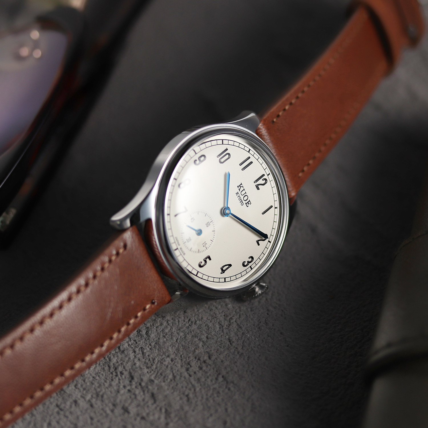 OLD SMITH 90-001 Quartz, Arabic Numerals thumbnail 2