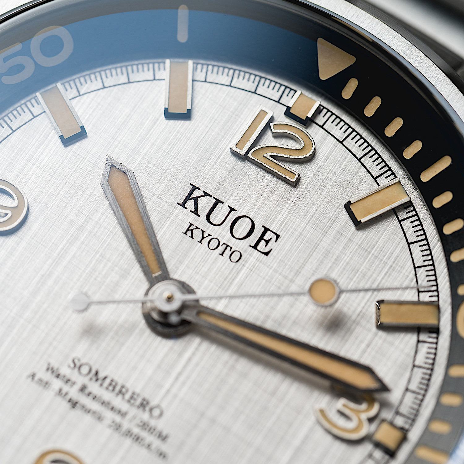 SOMBRERO 90-011, Silver, Linen Textured Dial, 20 BAR Water Resistant thumbnail 4
