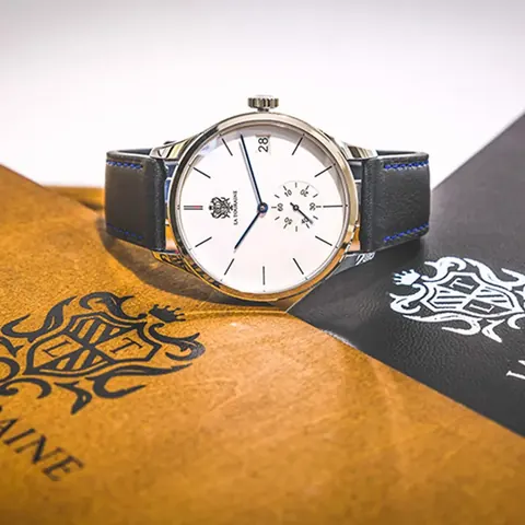 Voyager 1893 Collection