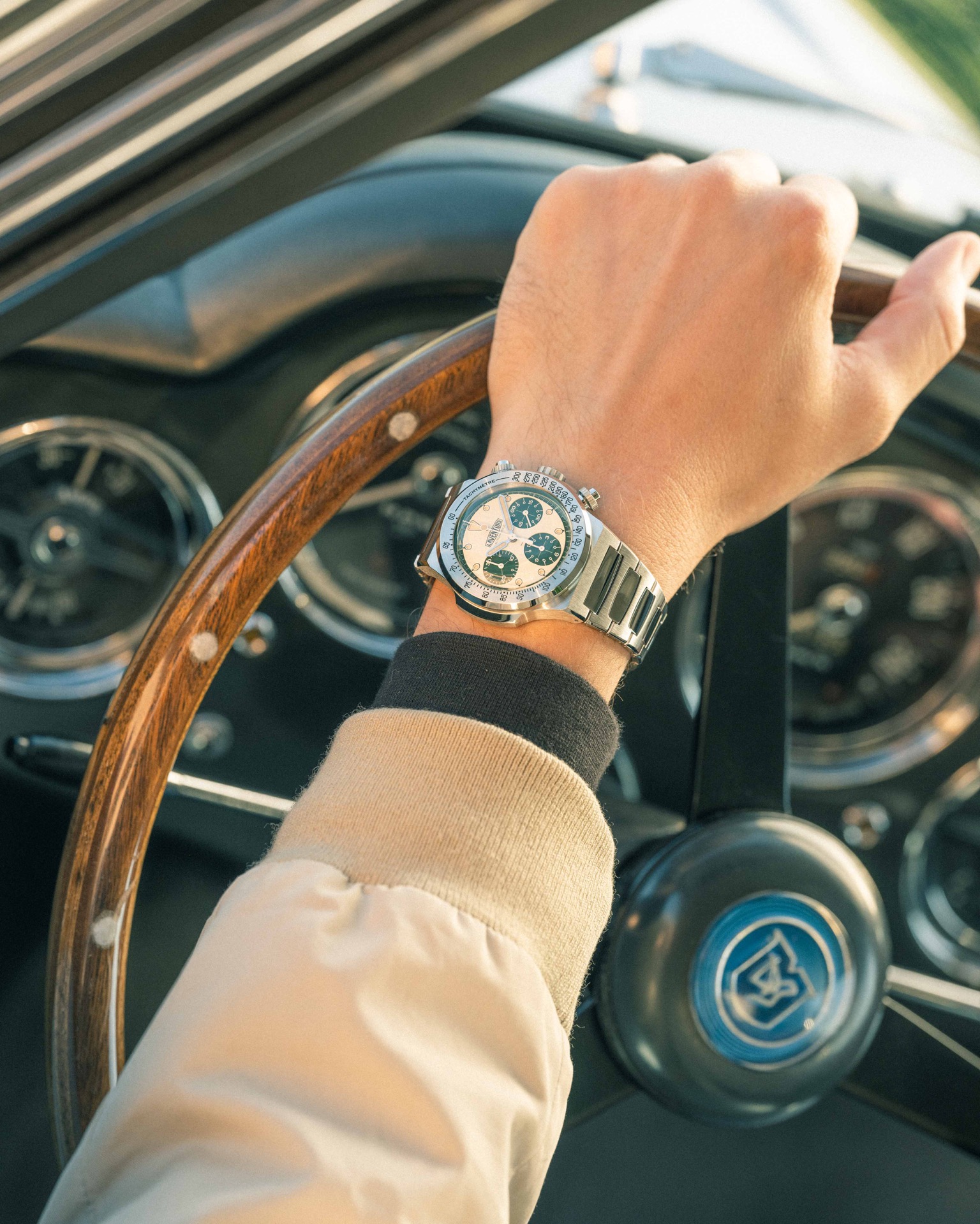LAVENTURE AUTOMOBILE CHRONOGRAPH STEEL / CREAM thumbnail 2