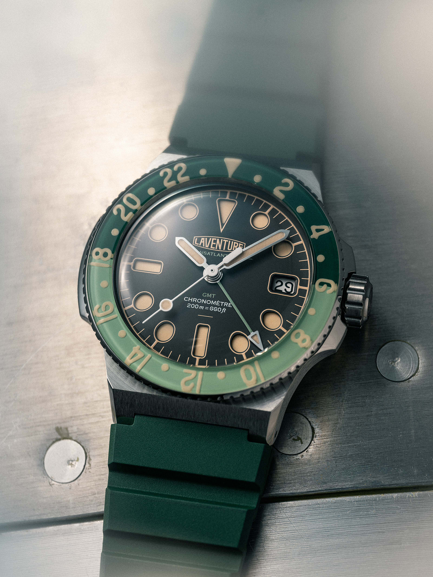LAVENTURE TRANSATLANTIQUE II GMT STEEL / BLACK thumbnail 3