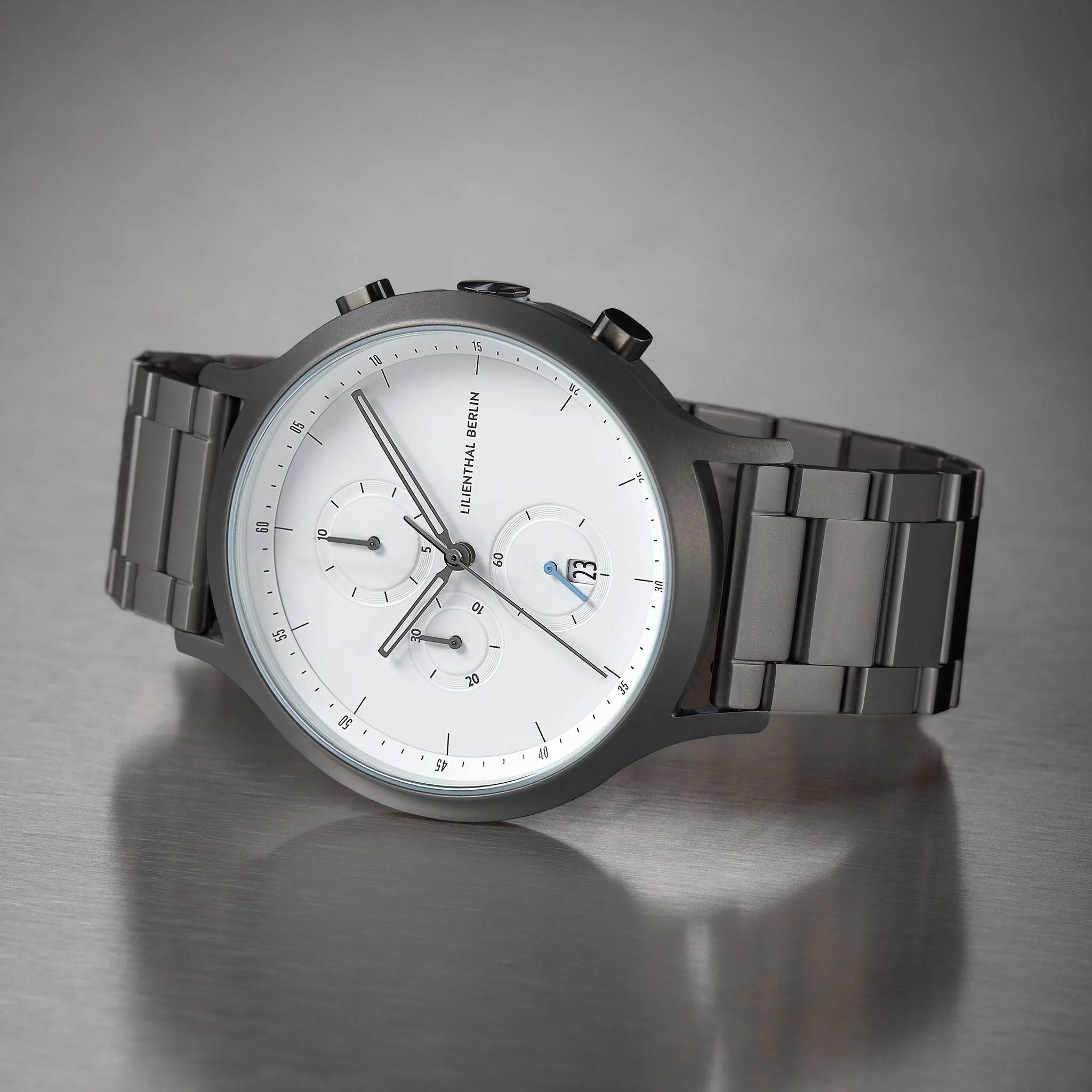 Chronograph – Dark Silver White (C01-101-B040F) thumbnail 3