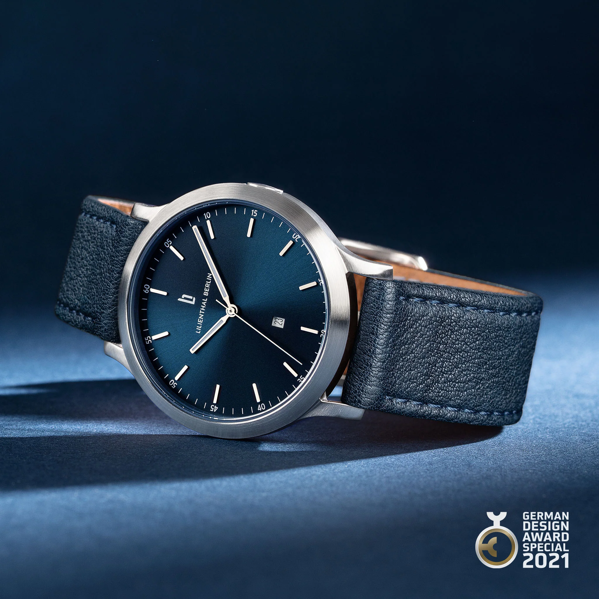 Huxley – Silver Blue (H01-101-B003AB) thumbnail 3