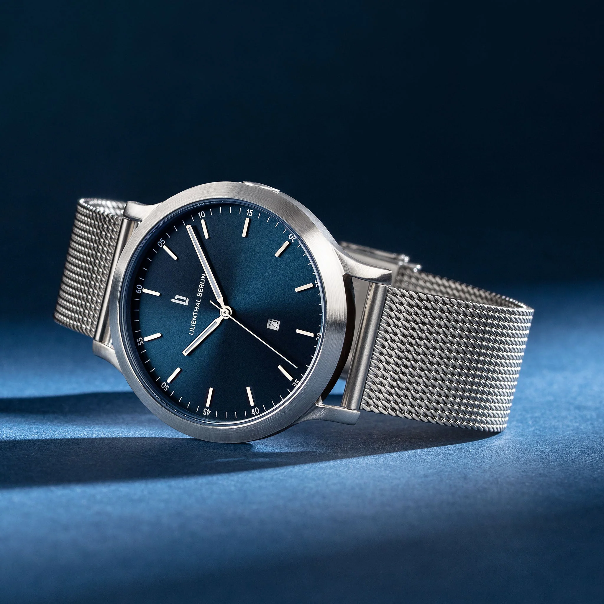 Huxley – Silver Blue (H01-101-B023AB) thumbnail 3