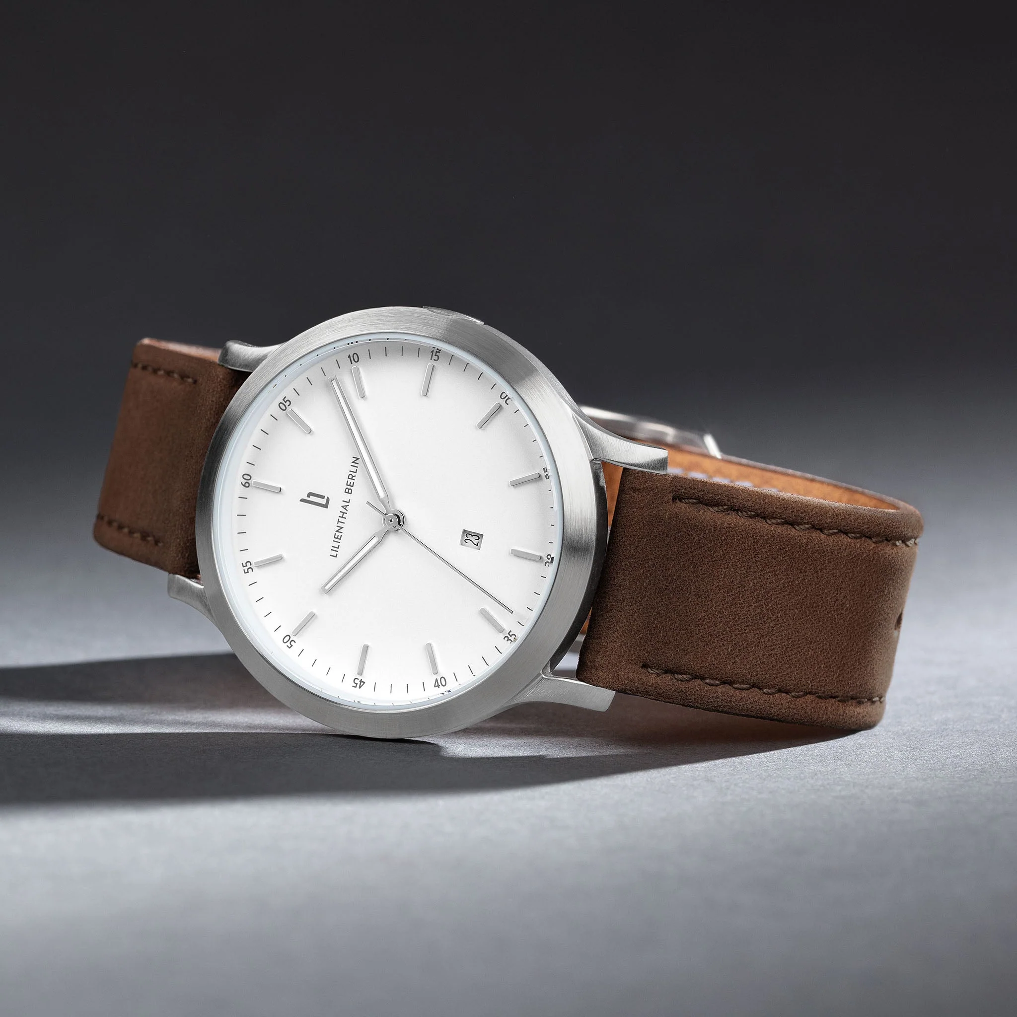 Huxley – Silver White (H01-103-B002AB) thumbnail 3