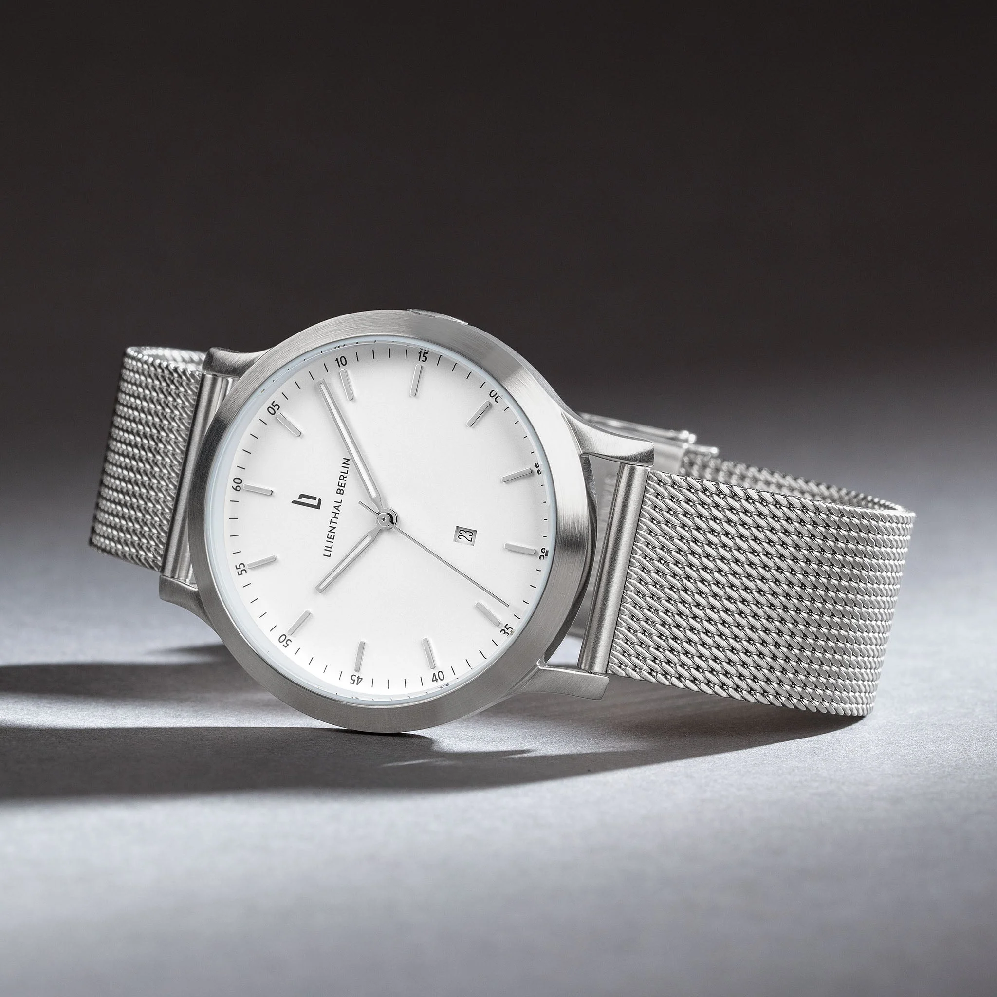 Huxley – Silver White (H01-103-B023AB) thumbnail 3