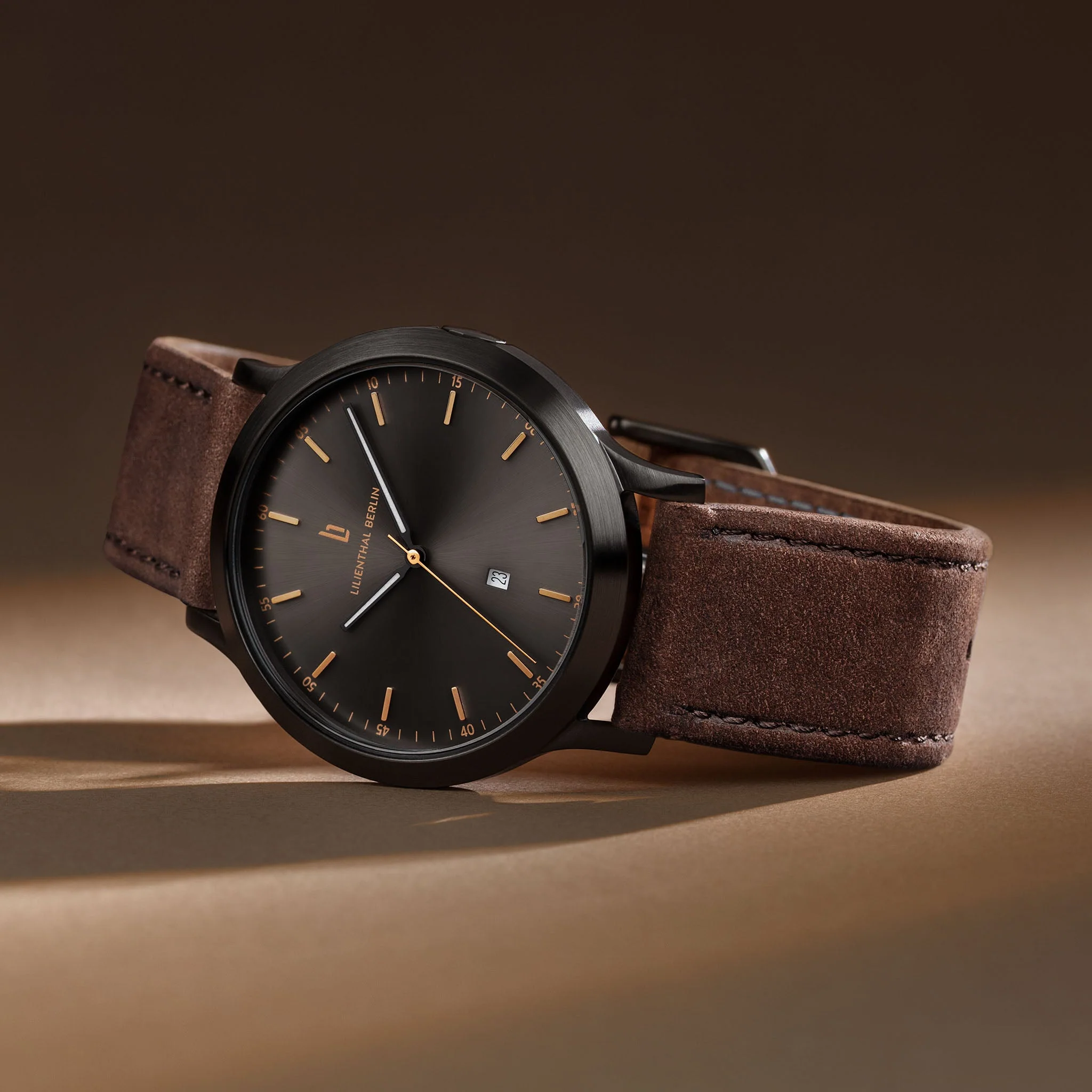 Huxley – Black Bronze (H01-105-B002CB) thumbnail 3