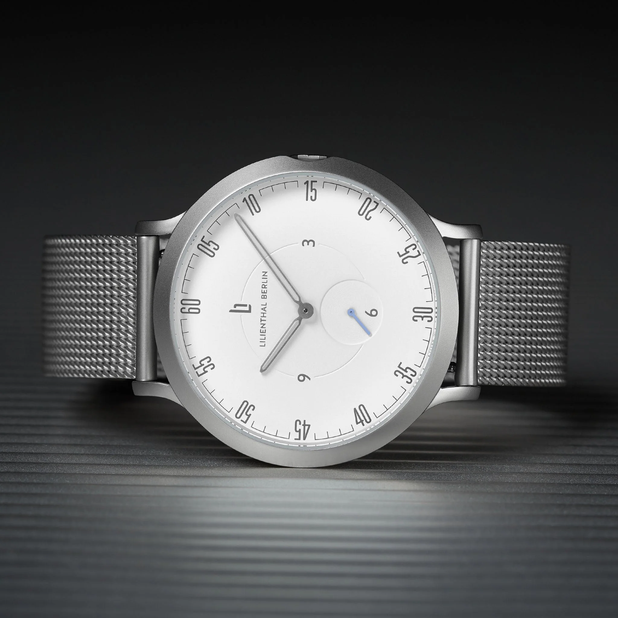 Lilienthal 1 – Silver White (L01-101-B023A) thumbnail 2