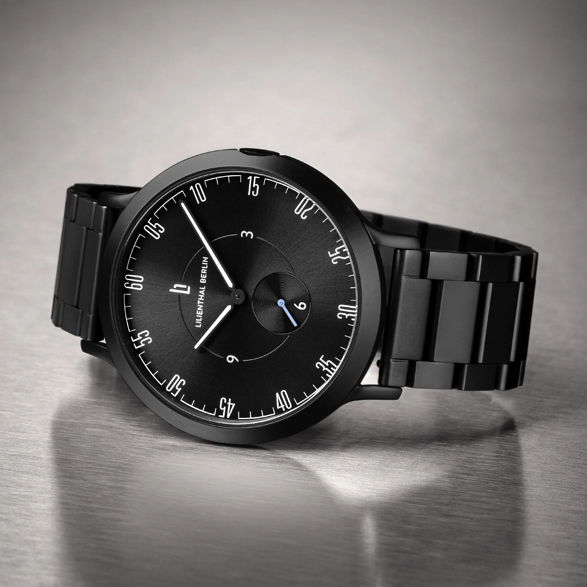 Lilienthal 1 – All Black (L01-107-B040C) thumbnail 2