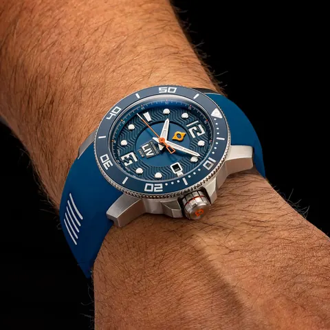 GX-Diver's 41mm Steel Cobalt