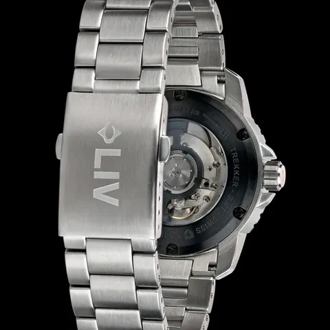 Trekker GMT Day/Night Ceramic // Summit White