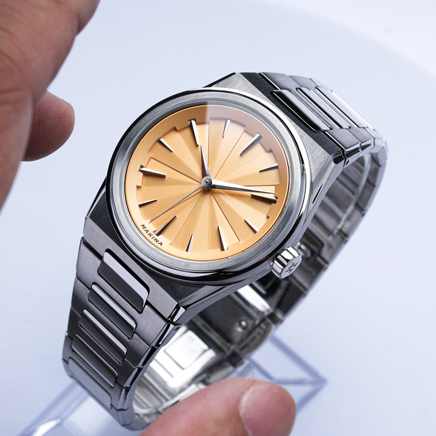 MEPHISTO_III Cream thumbnail 4
