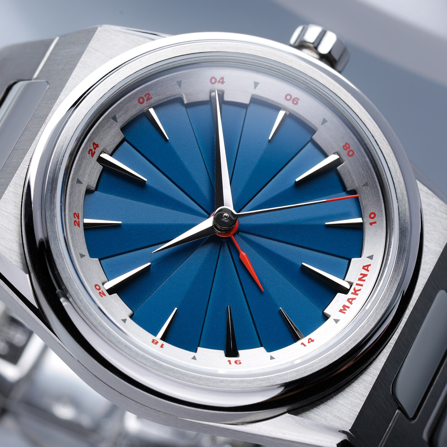 MEPHISTO_III GMT (Blue) thumbnail 2