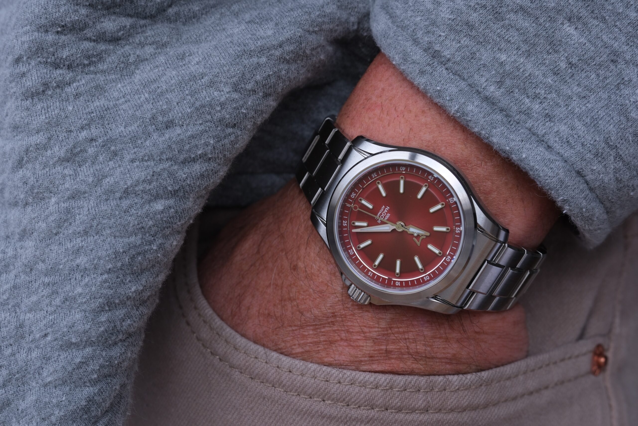 Nagomi Red Dial – 39MM – Pre-Order Special thumbnail 2