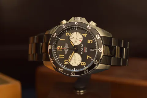 Collector's Corner  Pegasus Blackbird White BB Chronograph 41