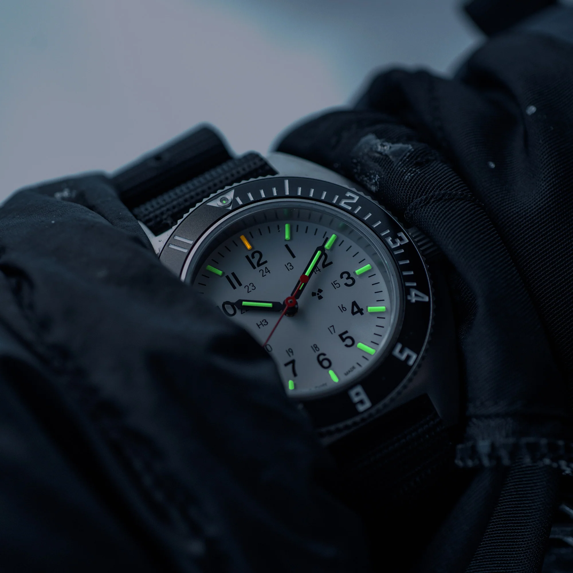 41mm Arctic Steel Navigator (SSNAV) on Nylon DEFSTAN thumbnail 2