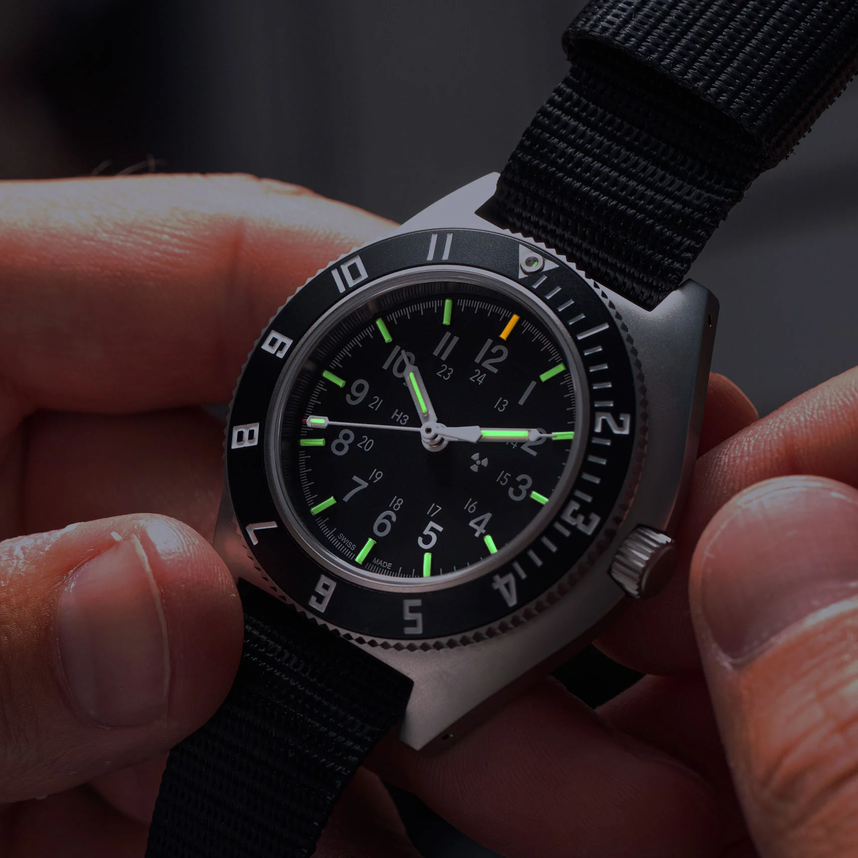 41mm Steel Navigator Automatic (SSNAV Auto) on Ballistic Nylon thumbnail 2